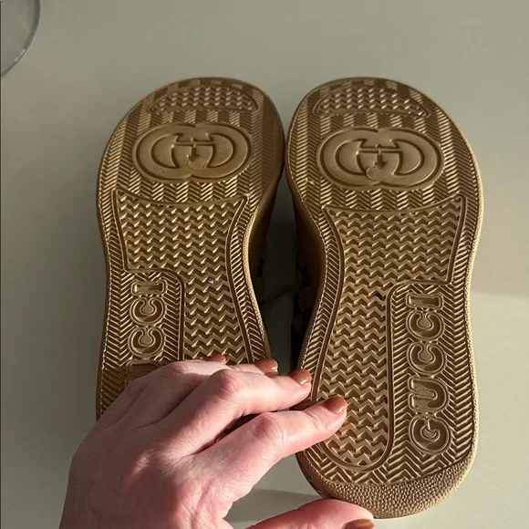 Gucci women’s Tan and Brown Logo Sneakers- never worn!